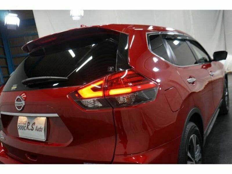 X-TRAIL-16