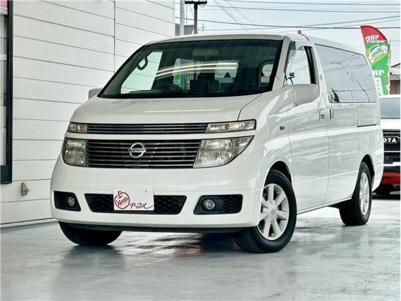 NISSAN ELGRAND