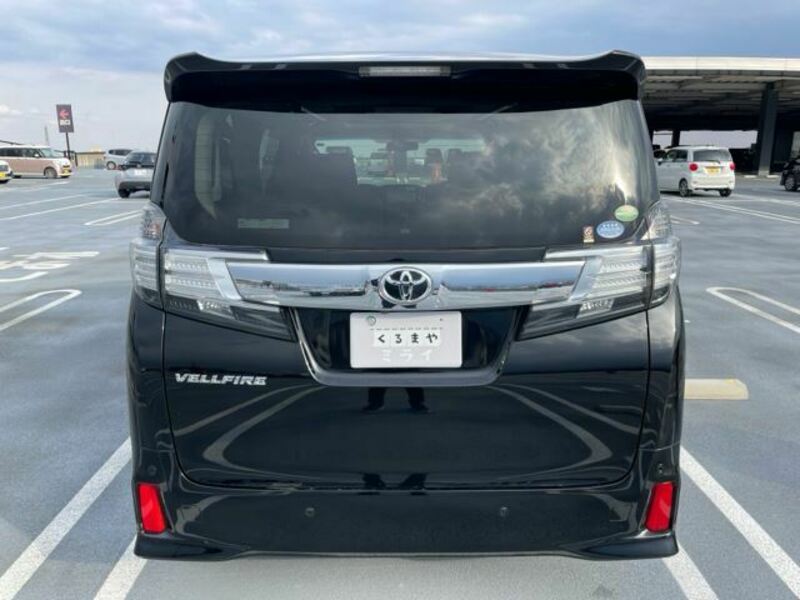 VELLFIRE-7