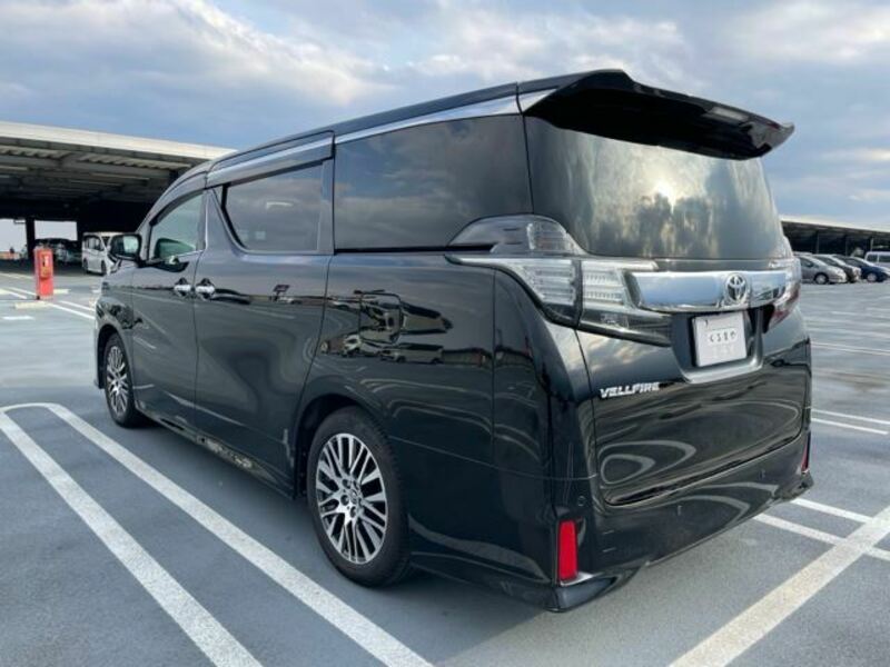 VELLFIRE-8