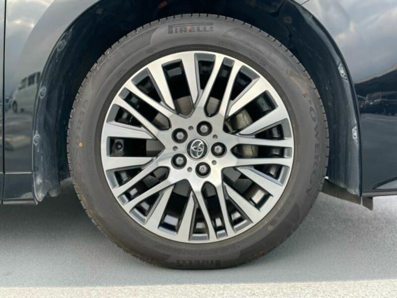 VELLFIRE-12