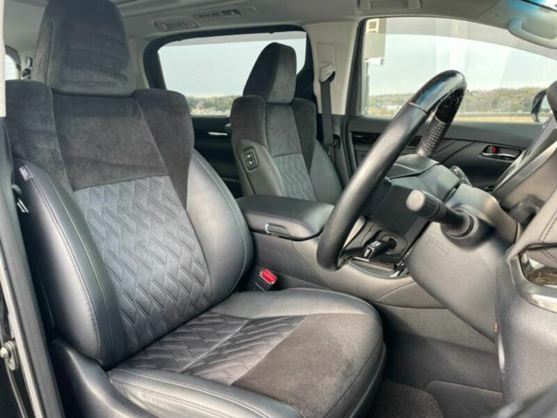 VELLFIRE-16