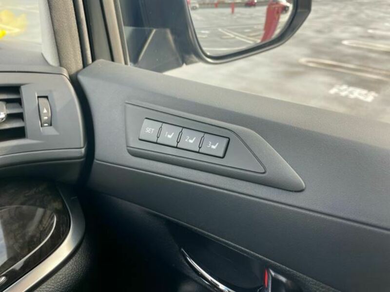 VELLFIRE-21