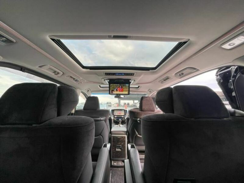 VELLFIRE-37