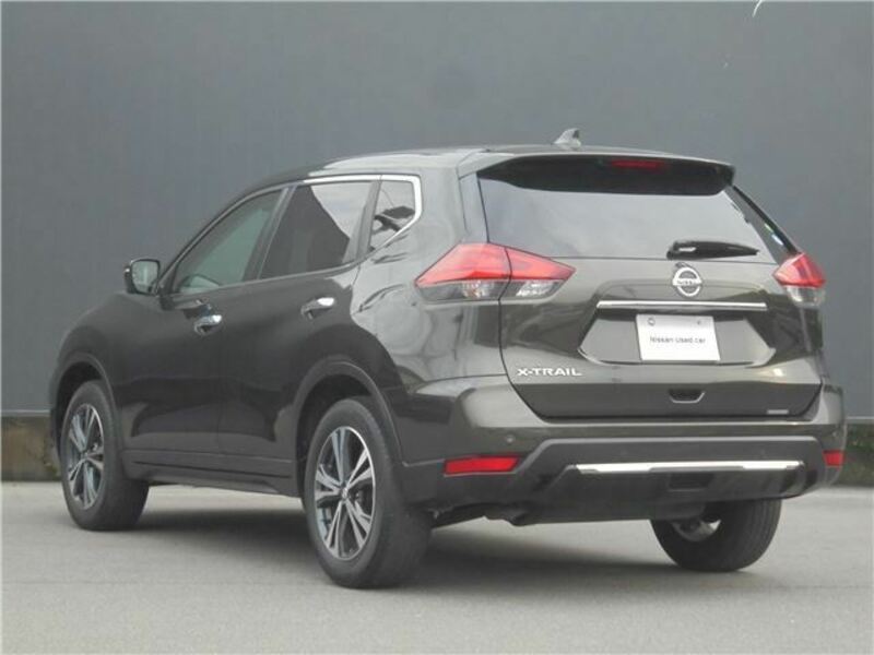 X-TRAIL-4