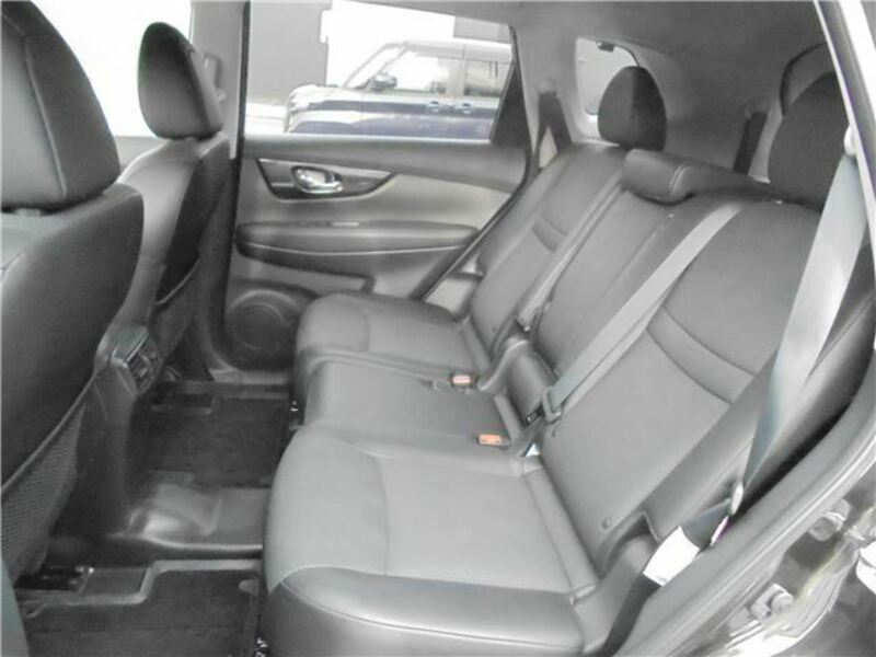 X-TRAIL-21
