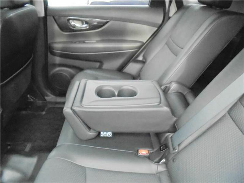 X-TRAIL-23