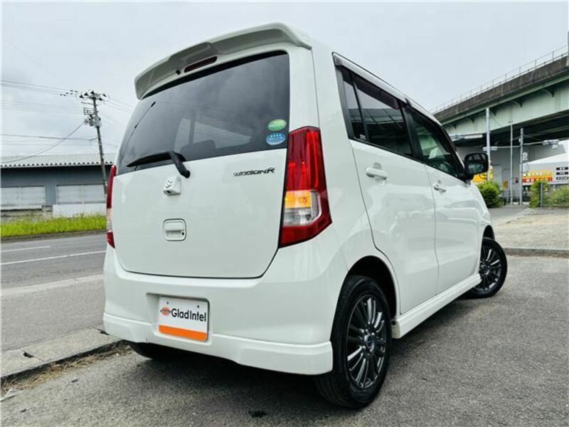 WAGON R-9