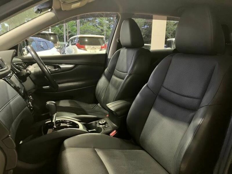 X-TRAIL-5