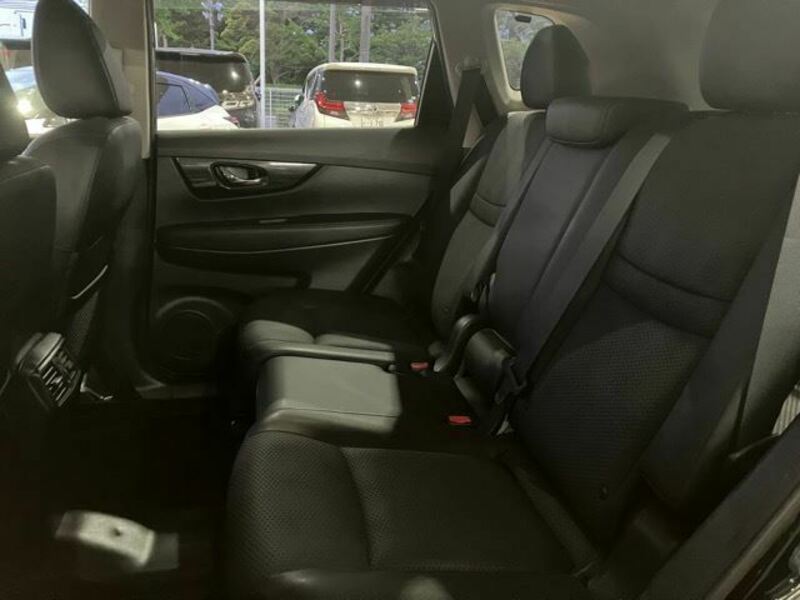 X-TRAIL-6
