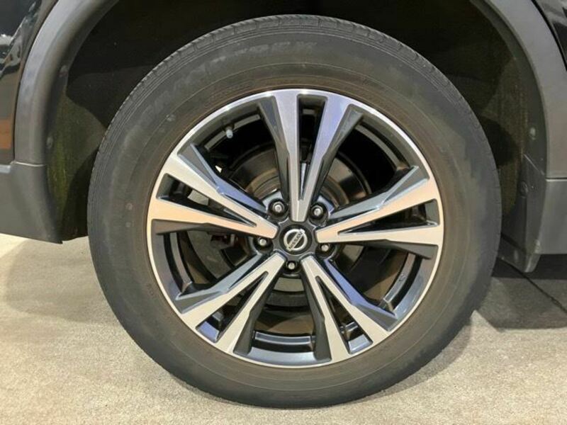 X-TRAIL-18