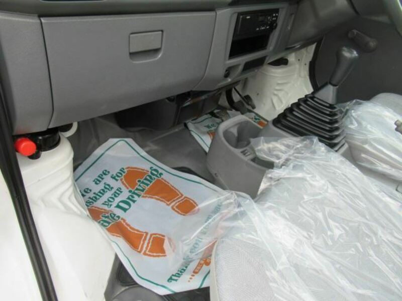 CLIPPER TRUCK