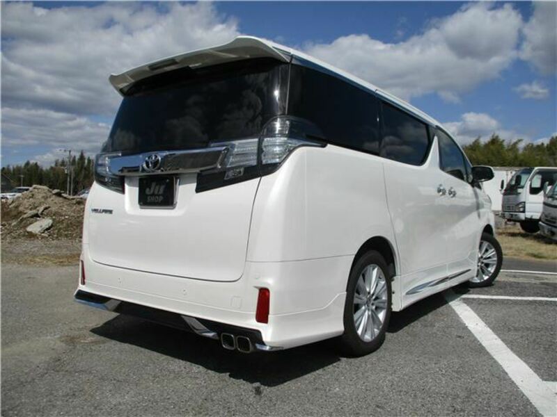 VELLFIRE