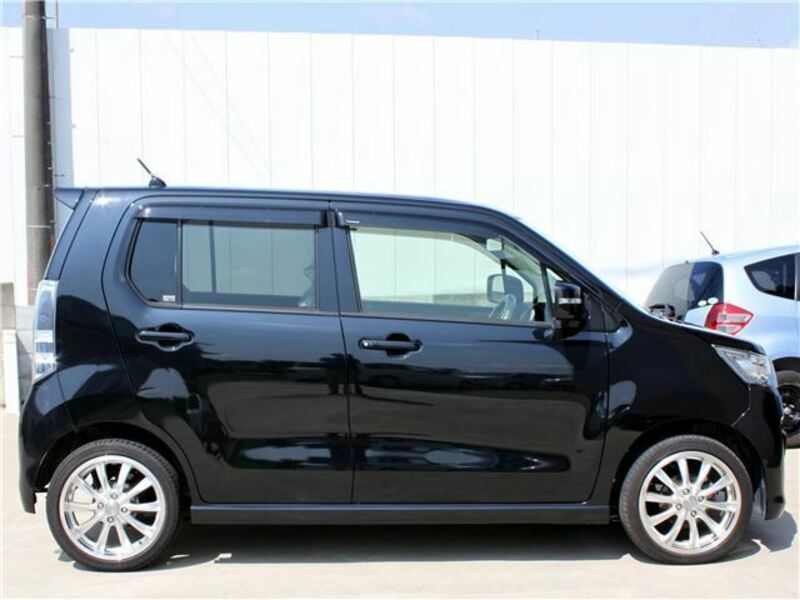 WAGON R-19