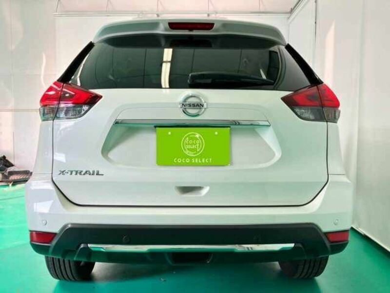 X-TRAIL-1
