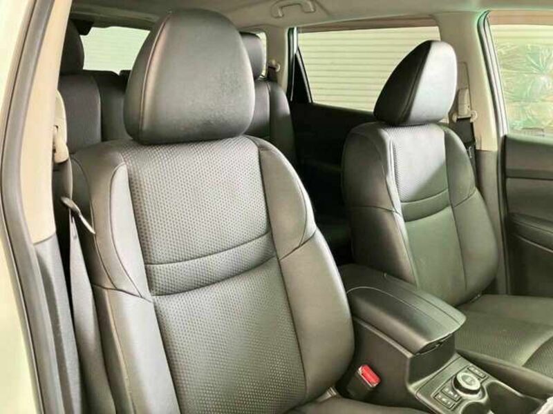 X-TRAIL-10