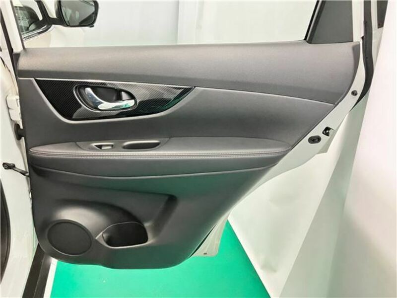 X-TRAIL-43