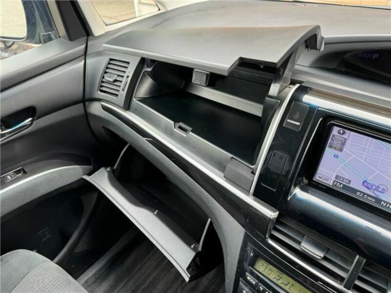 ESTIMA HYBRID