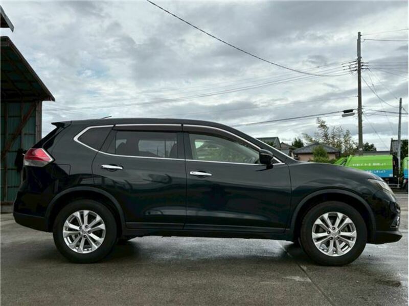 X-TRAIL-4