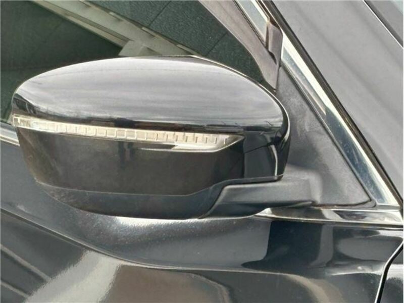X-TRAIL-7