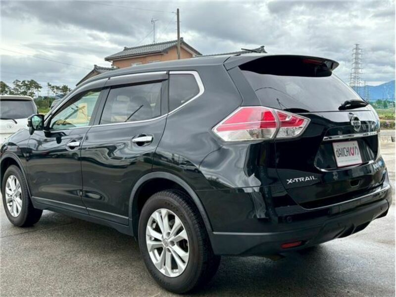 X-TRAIL-9