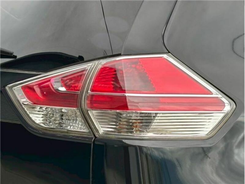 X-TRAIL-11