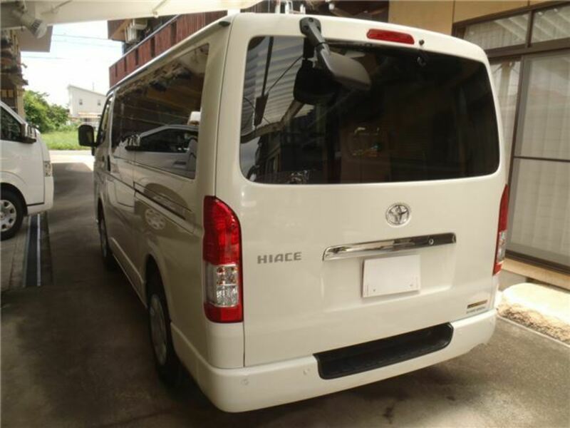 HIACE VAN