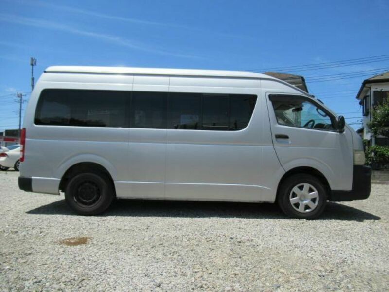 HIACE VAN-6
