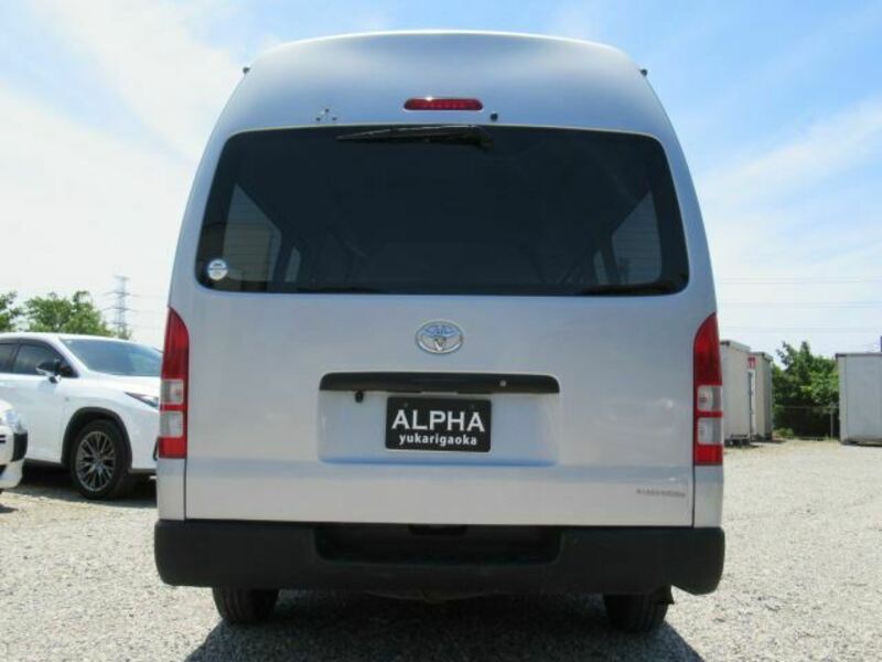 HIACE VAN-8
