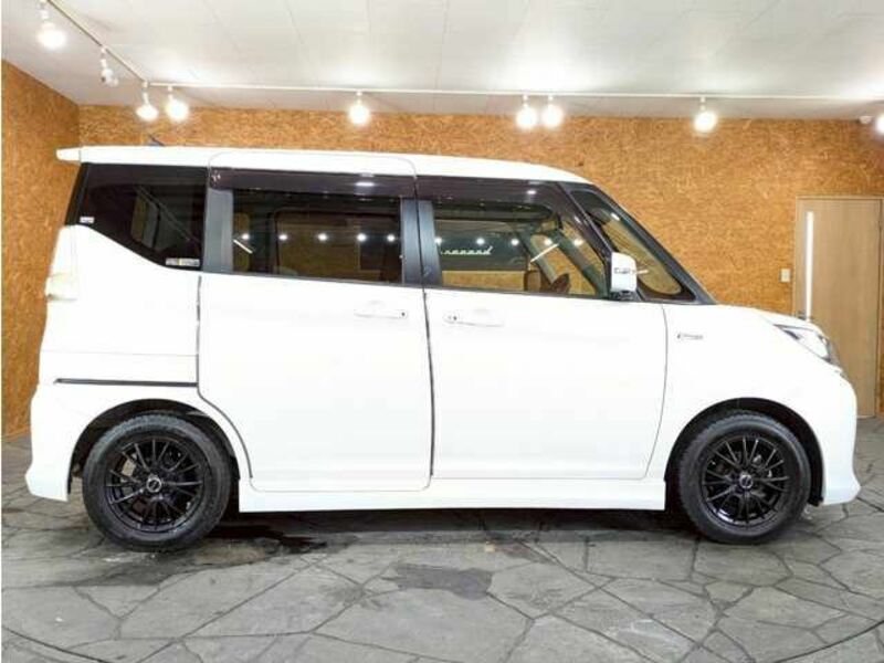 DELICA D2