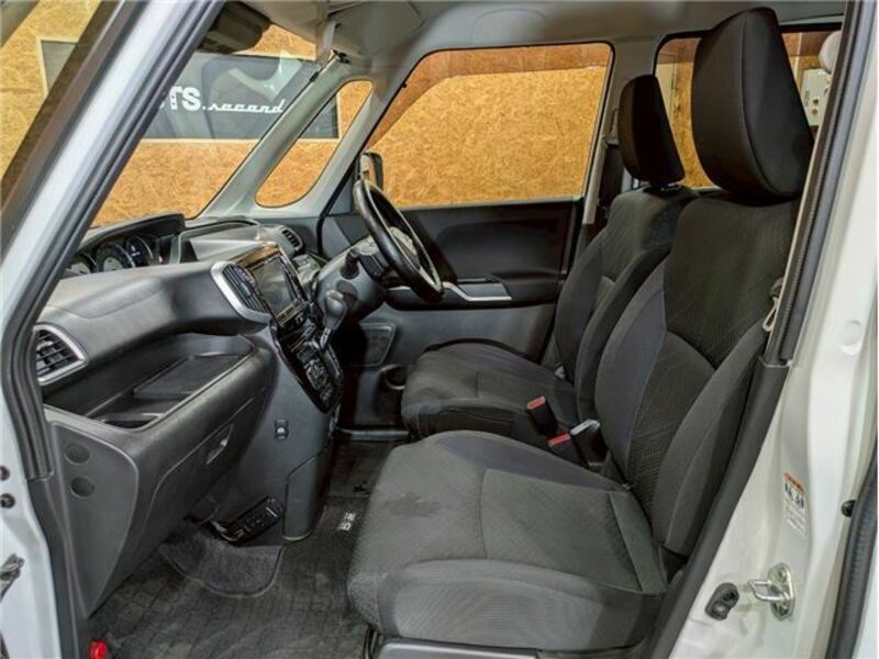 DELICA D2