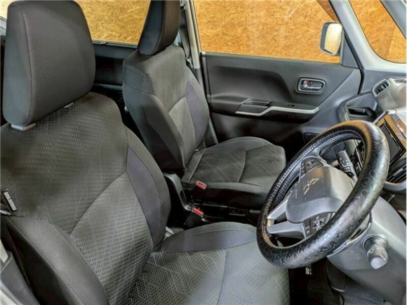 DELICA D2