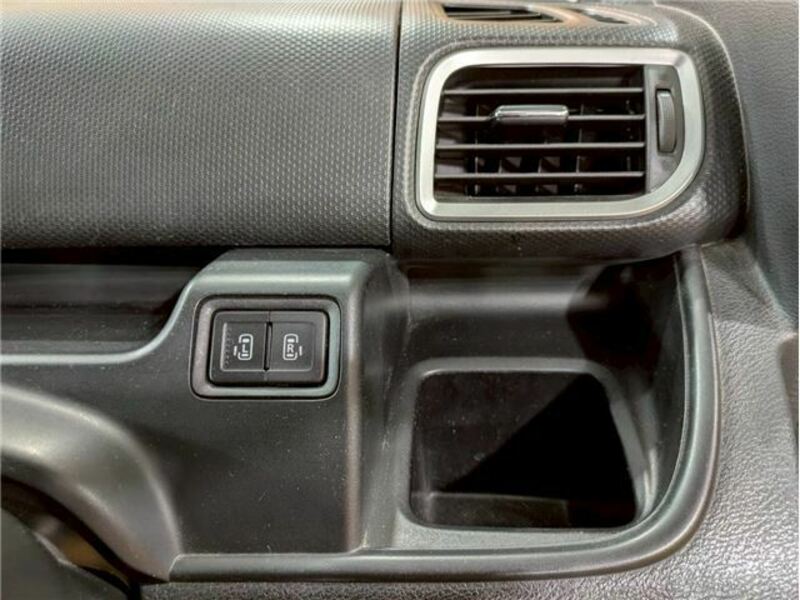 DELICA D2