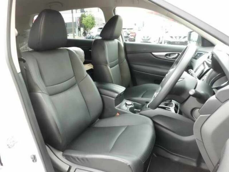 X-TRAIL-11