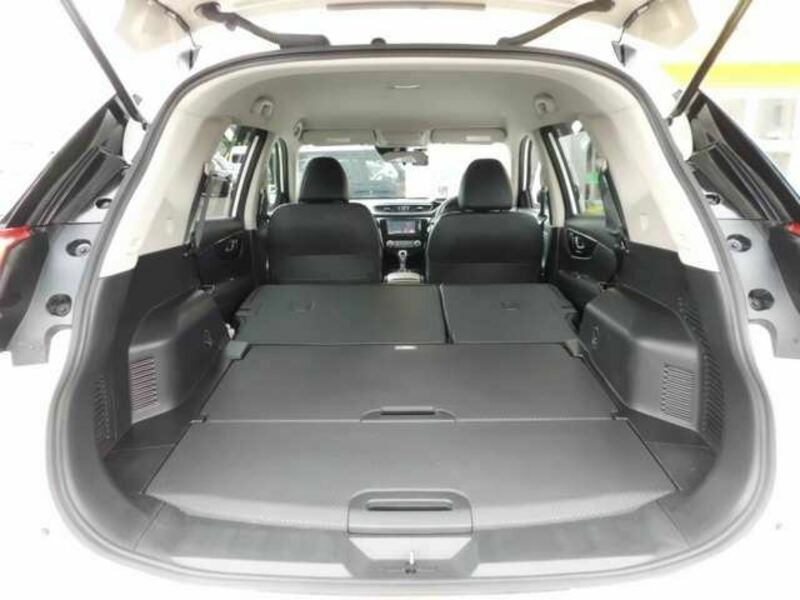 X-TRAIL-16