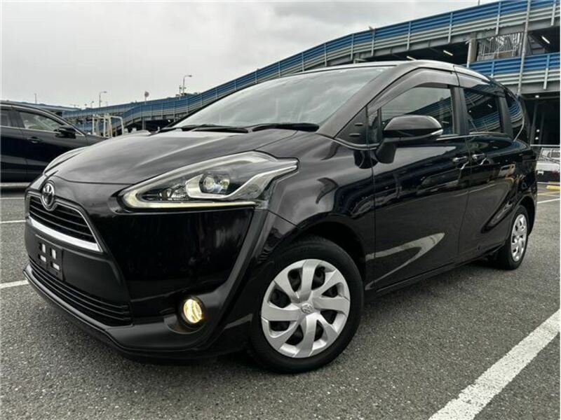 TOYOTA　SIENTA