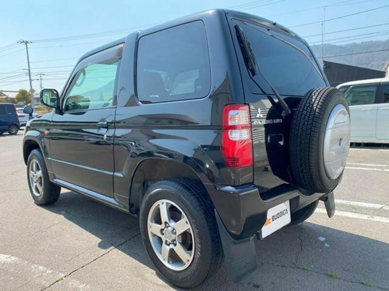 PAJERO MINI