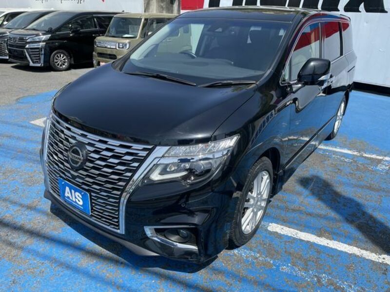 NISSAN ELGRAND