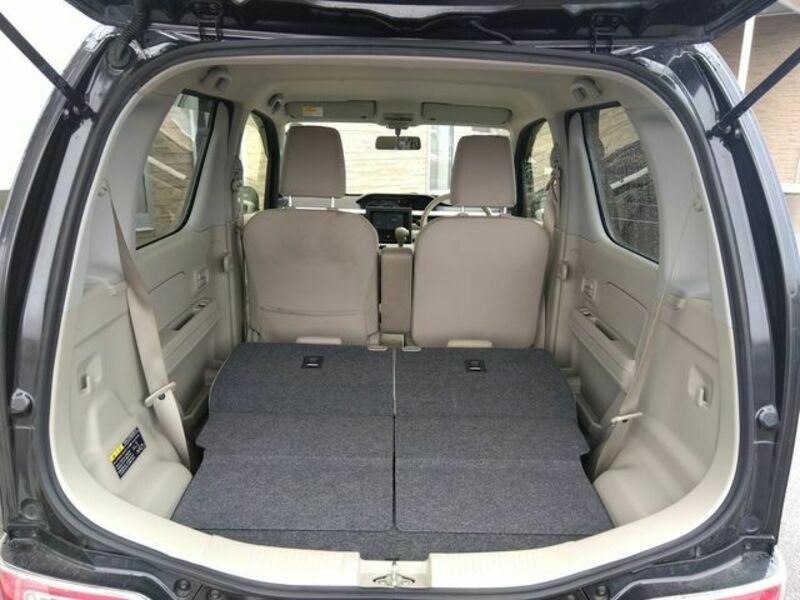 WAGON R-9