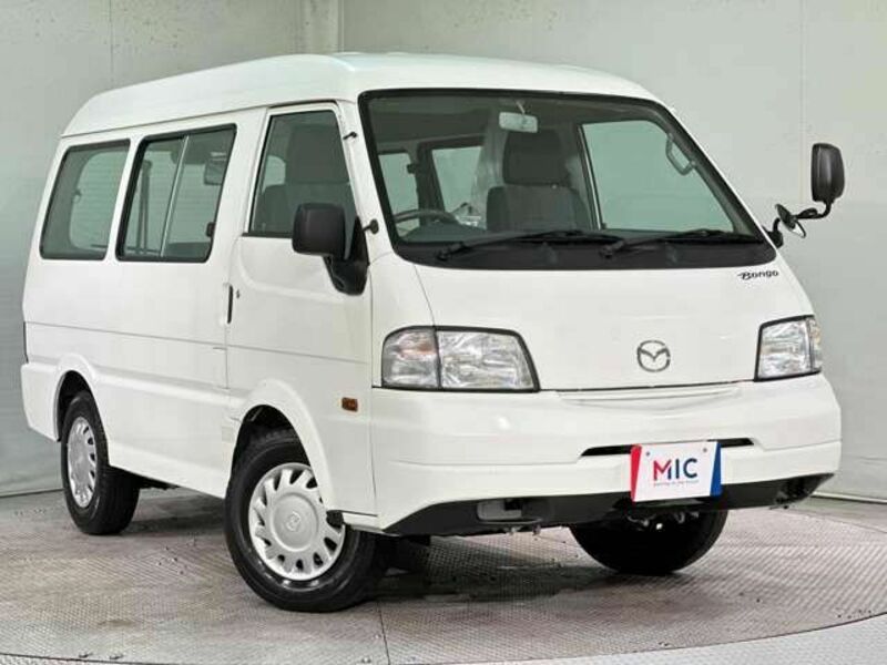 BONGO VAN-1