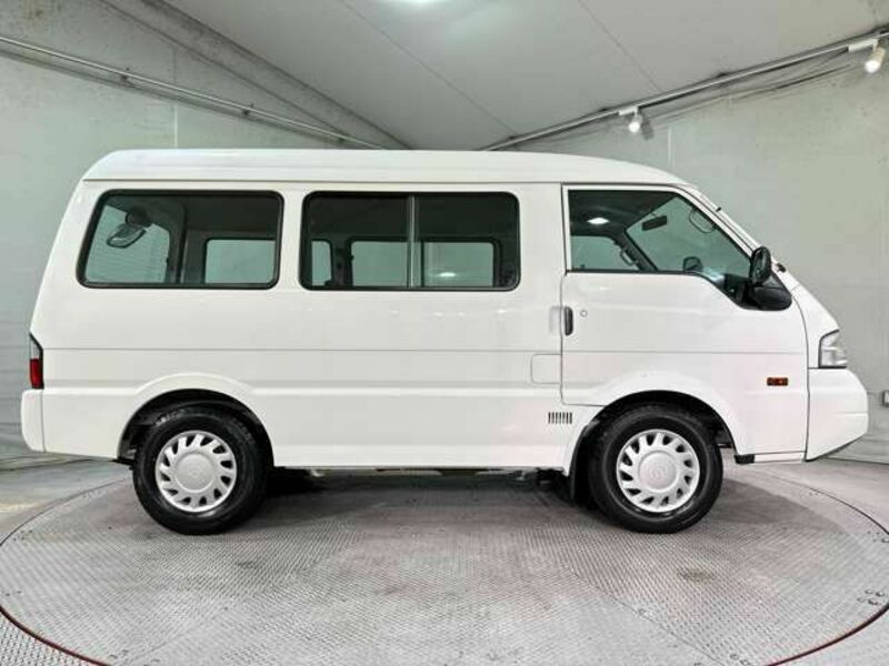 BONGO VAN-3