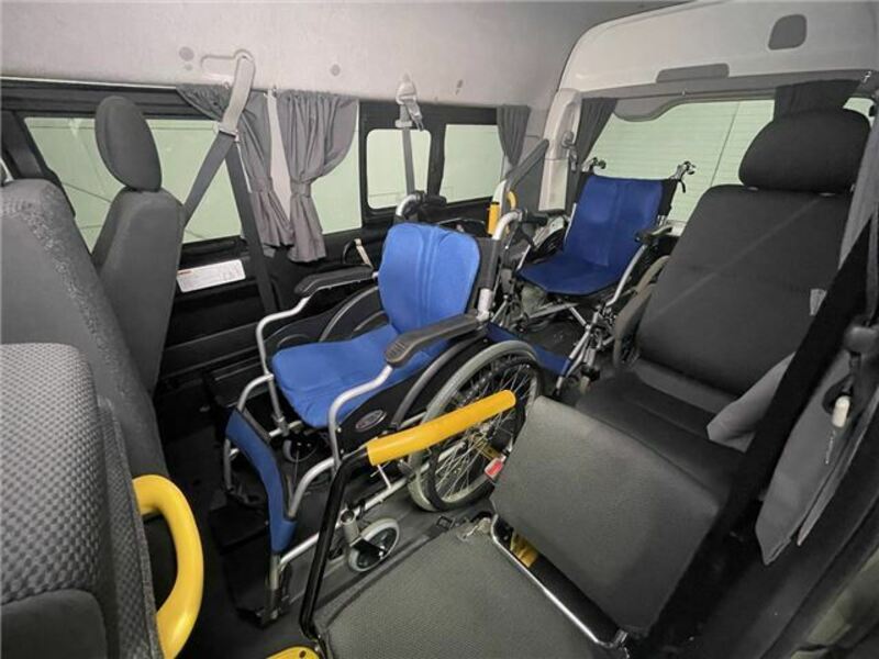 HIACE VAN