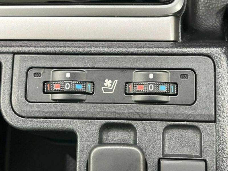 LAND CRUISER PRADO-5