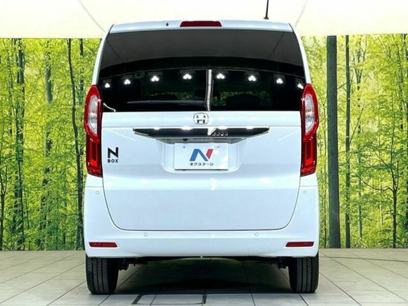 N BOX