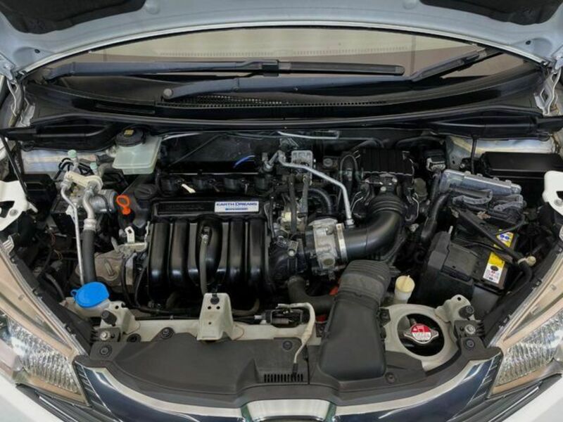 FIT HYBRID