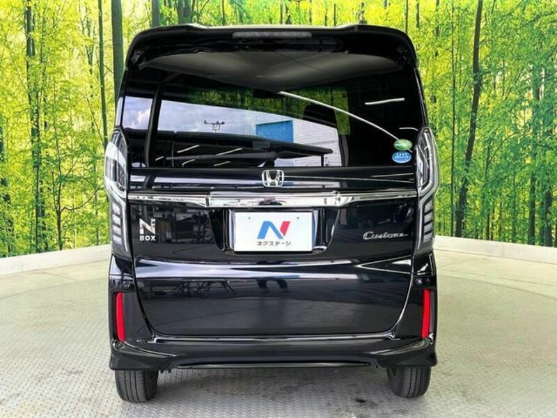 N BOX CUSTOM