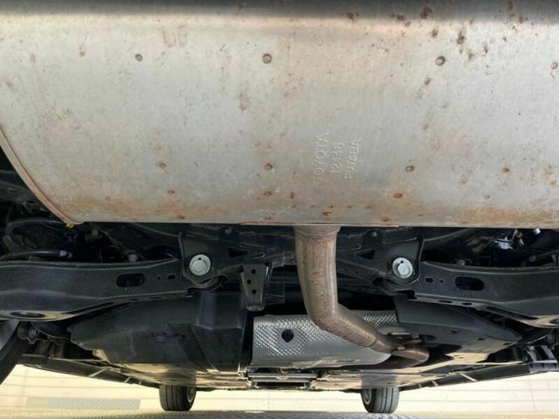 PRIUS-17