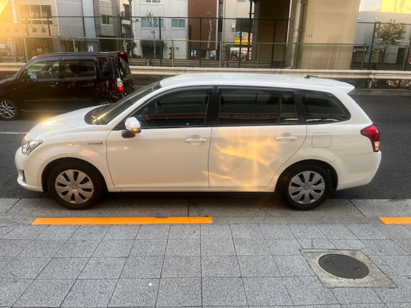 COROLLA FIELDER