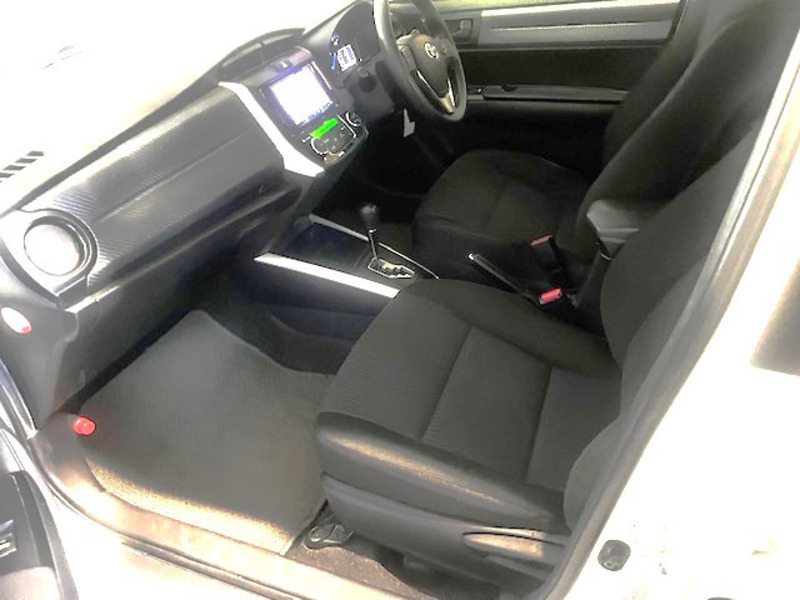 COROLLA FIELDER