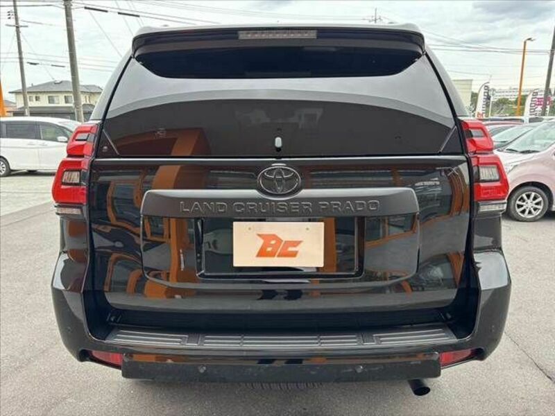 LAND CRUISER PRADO-13